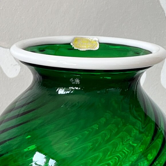 Rare Fenton Emerald Green Snow Crest Swirl 9.5" Vase Smooth Top w/ Sticker Vtg - Picture 7 of 15